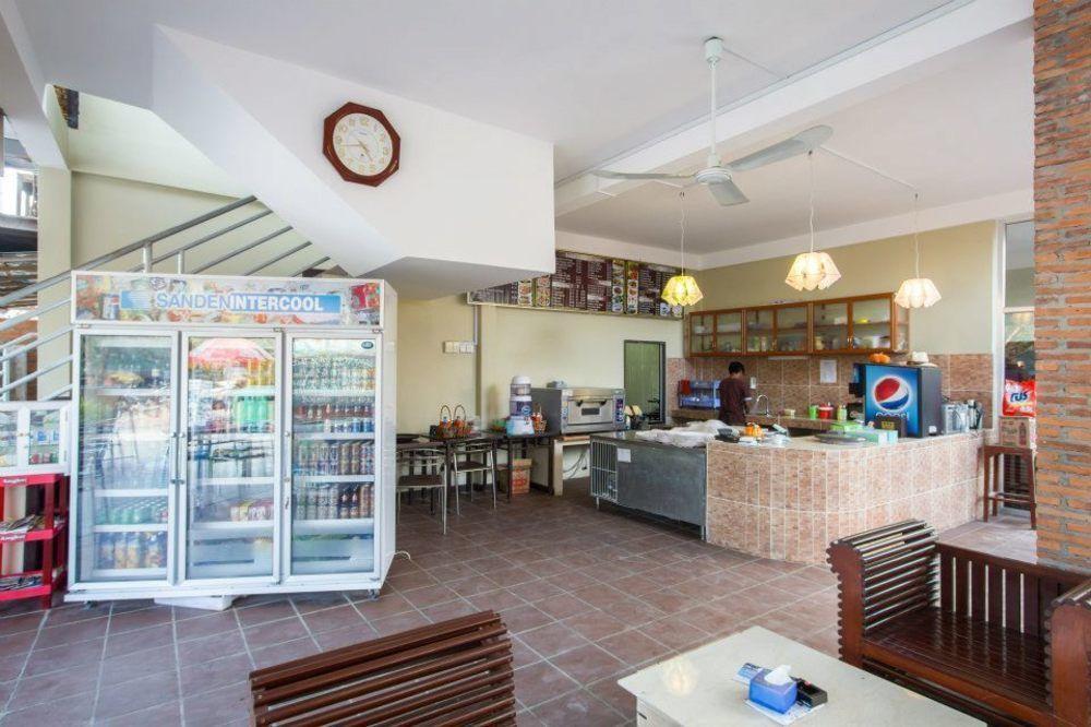 Sakal Guesthouse Restaurant & Bar Sihanoukville Eksteriør billede