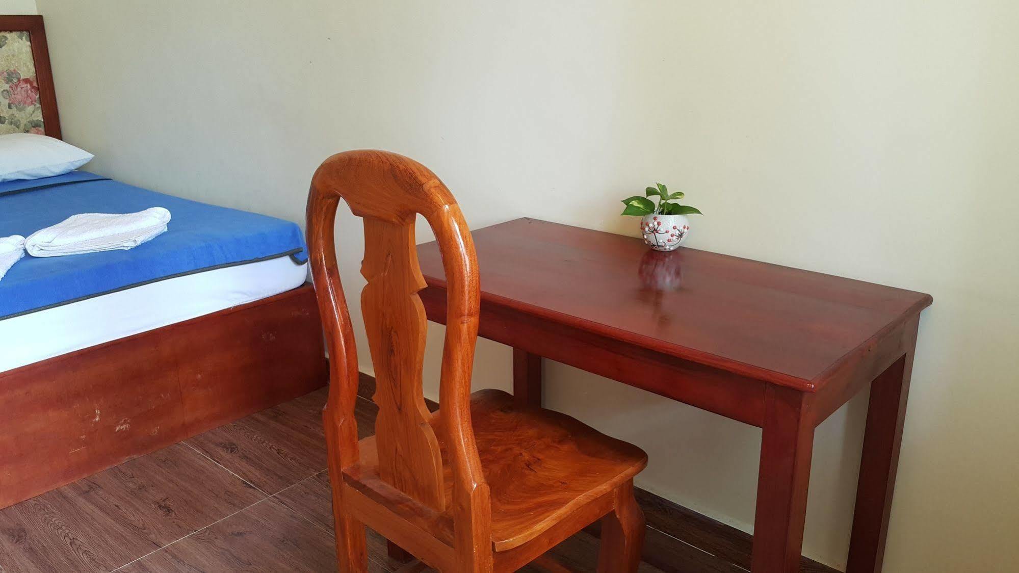 Sakal Guesthouse Restaurant & Bar Sihanoukville Eksteriør billede