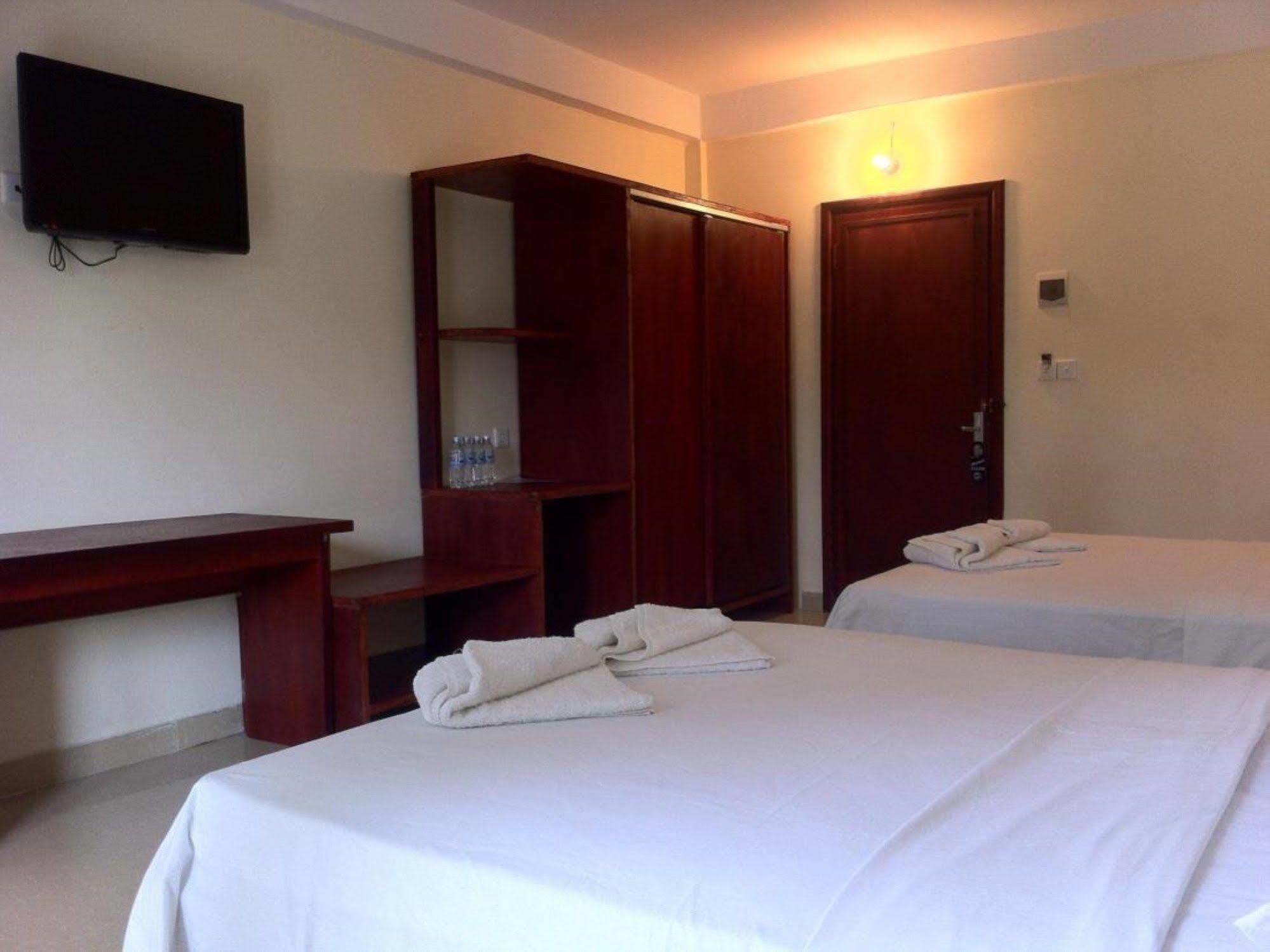Sakal Guesthouse Restaurant & Bar Sihanoukville Eksteriør billede